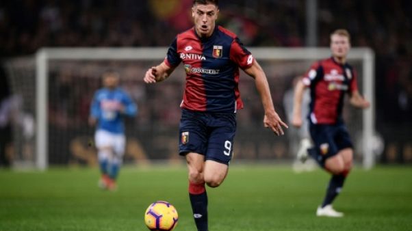 Transfert: l'AC Milan officialise l'arrivée de Piatek après le prêt d'Higuain à Chelsea Transfert: l'AC Milan officialise l'arrivée de Piatek après le prêt d'Higuain à Chelsea