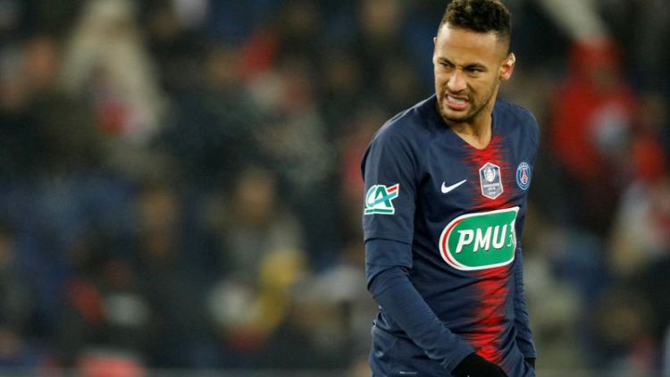 Neymar injured as PSG reach French Cup last 16