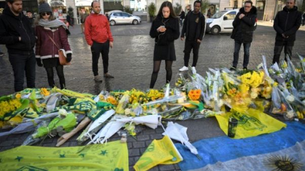 Disparition de Sala: les hommages se poursuivent, les recherches en suspens Disparition de Sala: les hommages se poursuivent, les recherches en suspens