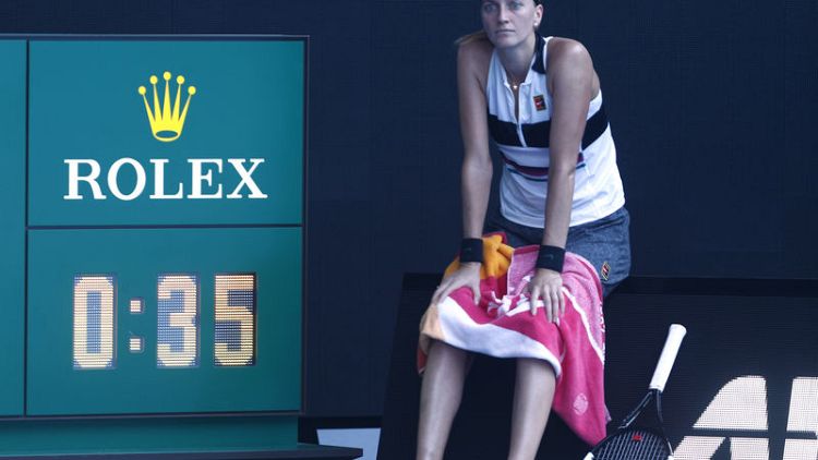 Kvitova-Collins semi-final suspended due to heat