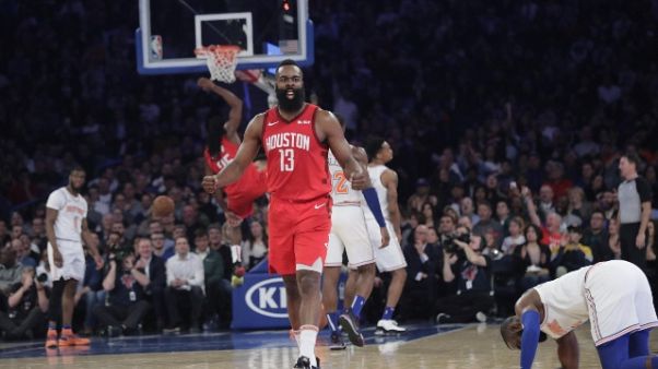 Nba: Harden nella storia, 61 punti Nba: Harden nella storia, 61 punti