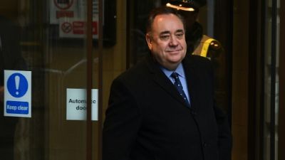 L'ex-chef du gouvernement écossais Alex Salmond poursuivi pour tentatives de viol L'ex-chef du gouvernement écossais Alex Salmond poursuivi pour tentatives de viol