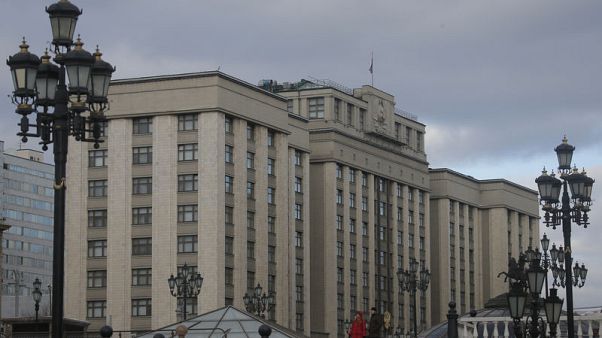 Russian lawmakers back ban on 'fake news', insulting authorities Russian lawmakers back ban on 'fake news', insulting authorities