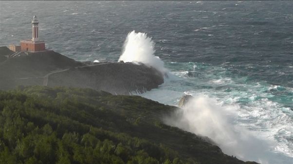 Maltempo,problemi collegamenti con Capri Maltempo,problemi collegamenti con Capri