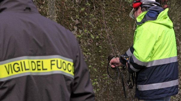 Maltempo, frana su statale Casamicciola Maltempo, frana su statale Casamicciola