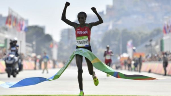 Athlétisme Dopage: la championne olympique Jemima Sumgong suspendue 8 ans pour avoir menti (AIU) Athlétisme Dopage: la championne olympique Jemima Sumgong suspendue 8 ans pour avoir menti (AIU)