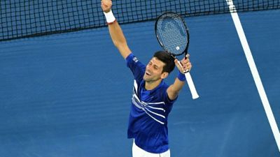 Open d'Australie: Djokovic ramène sèchement Pouille sur terre Open d'Australie: Djokovic ramène sèchement Pouille sur terre