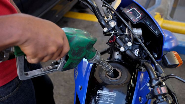 Global gasoline margins plunge due to overproduction, tepid demand