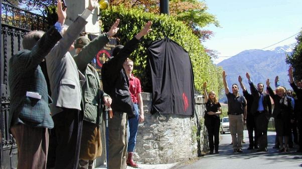 Saluti romani, 20 a processo a Milano Saluti romani, 20 a processo a Milano