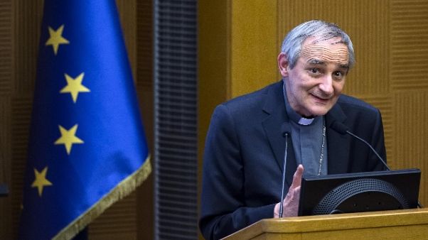Zuppi: 'serve lavoro, non elemosine' Zuppi: 'serve lavoro, non elemosine'