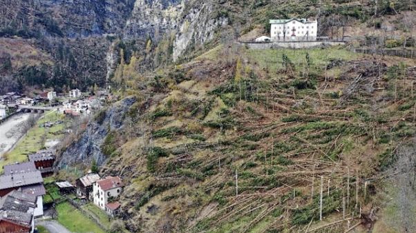Maltempo:opera d'arte ricrea suono vento Maltempo:opera d'arte ricrea suono vento