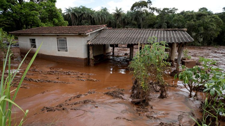 Brazil prosecutor says Vale dam burst may scramble Samarco talks