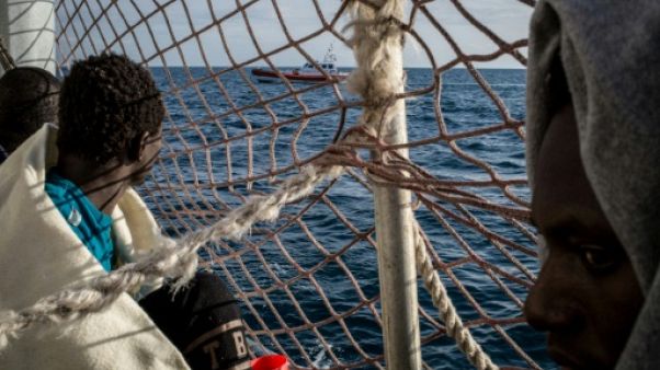 Plusieurs organisations demandent à l'Italie d'accueillir des mineurs secourus en Méditerranée Plusieurs organisations demandent à l'Italie d'accueillir des mineurs secourus en Méditerranée