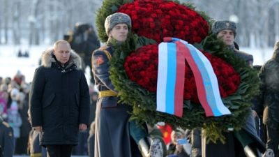 Russie: Poutine célèbre l'esprit "imprenable" de Leningrad Russie: Poutine célèbre l'esprit "imprenable" de Leningrad