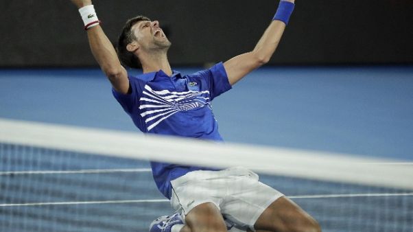 Tennis: Djokovic trionfa a Melbourne Tennis: Djokovic trionfa a Melbourne