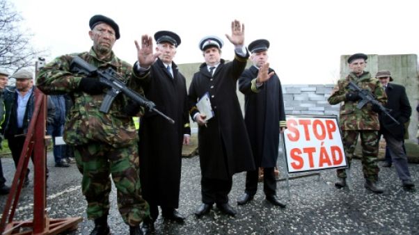 Brexit: des fissures apparaissent autour de la frontière irlandaise Brexit: des fissures apparaissent autour de la frontière irlandaise