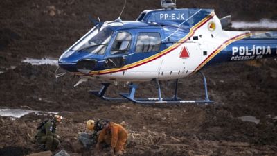 A Brumadinho, l'espoir de trouver des survivants s'amenuise A Brumadinho, l'espoir de trouver des survivants s'amenuise