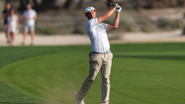 Golf: all'Omega Dubai trionfa DeChambea Golf: all'Omega Dubai trionfa DeChambea