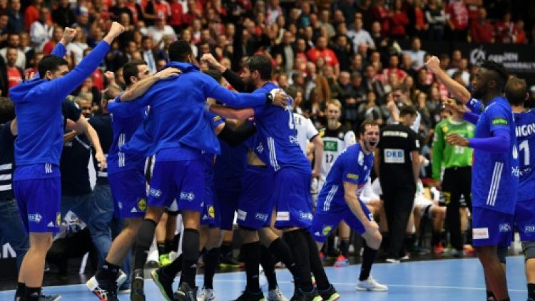 Handball: les Français se consolent avec le bronze