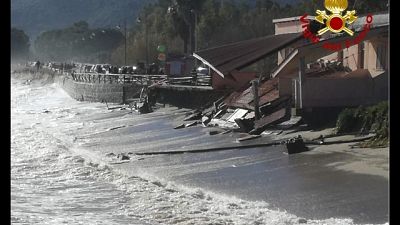Maltempo: temporali e vento al sud Maltempo: temporali e vento al sud