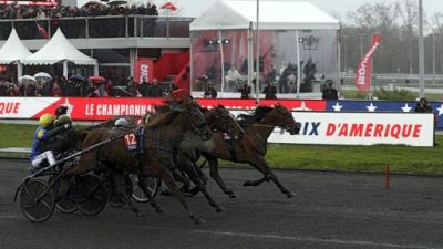Prix d'Amérique : victoire de la jument Bélina Josselyn, 20 ans après Moni Maker Prix d'Amérique : victoire de la jument Bélina Josselyn, 20 ans après Moni Maker