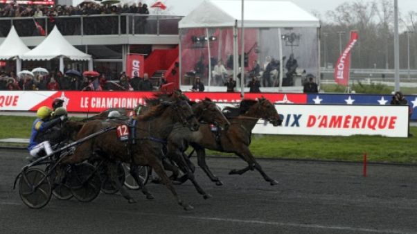 Prix d'Amérique : victoire de la jument Bélina Josselyn, 20 ans après Moni Maker Prix d'Amérique : victoire de la jument Bélina Josselyn, 20 ans après Moni Maker