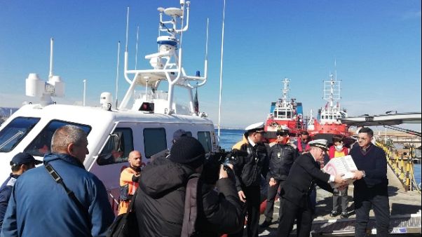Migranti: Delrio, staffetta su Sea Watch Migranti: Delrio, staffetta su Sea Watch