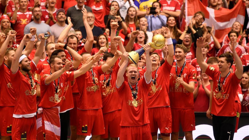 Gør det tungt spin Grader celsius Denmark rout Norway to claim maiden world handball title | Euronews
