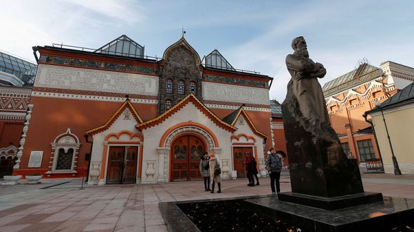 Daylight robbery - Russian police detain suspect after bold gallery heist Daylight robbery - Russian police detain suspect after bold gallery heist
