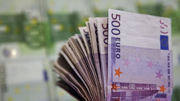 ECB to allot 1.5 billion at LTRO; 6.5 billion euros at seven-day tender : Reuters Poll