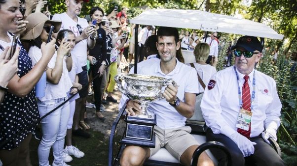 Tennis:Djokovic punta a superare Federer Tennis:Djokovic punta a superare Federer
