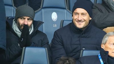 Roma: carica Totti 'Forza, sono con voi' Roma: carica Totti 'Forza, sono con voi'