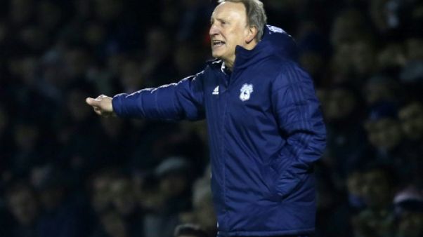 Disparition de Sala: Neil Warnock a pensé à arrêter après "une semaine traumatisante" Disparition de Sala: Neil Warnock a pensé à arrêter après "une semaine traumatisante"