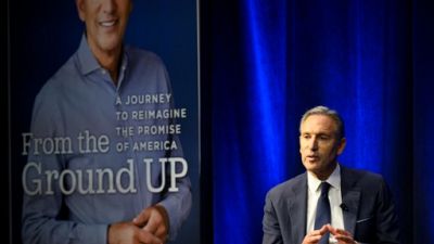 Howard Schultz, un patron activiste à la fibre sociale Howard Schultz, un patron activiste à la fibre sociale