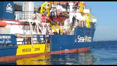 Salvini,ok sbarco SeaWatch se trasferiti
