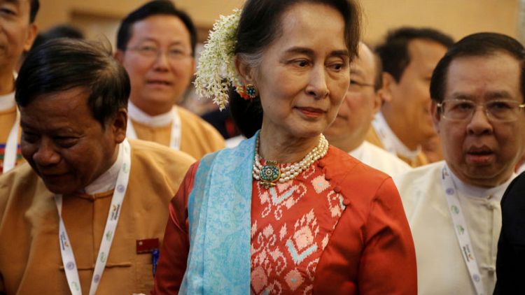 حزب سو كي في ميانمار يقترح لجنة لتعديل الدستور الذي كتبه الجيش