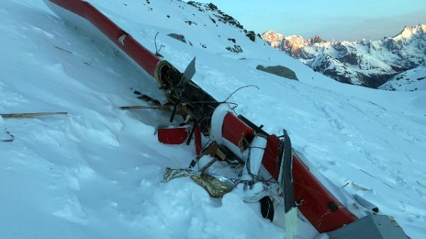 Incidente aereo, pilota non risponde Incidente aereo, pilota non risponde