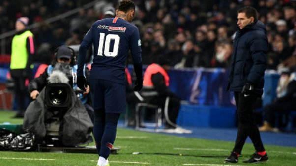 Neymar: le spectre d'une longue indisponibilité inquiète le PSG Neymar: le spectre d'une longue indisponibilité inquiète le PSG