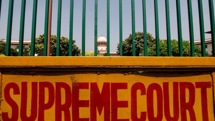الهند تطلب من المحكمة العليا السماح بنقل ملكية أرض متنازع عليها في أيوديا