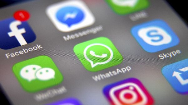 Posti blocco su chat, 23 denunciati Posti blocco su chat, 23 denunciati