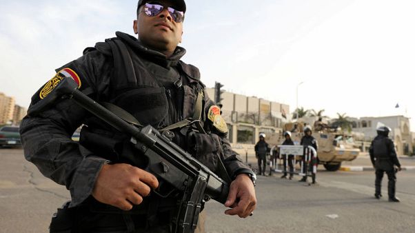 مصر تقبض على 54 للاشتباه بتخطيطهم لأعمال عنف في ذكرى الانتفاضة مصر تقبض على 54 للاشتباه بتخطيطهم لأعمال عنف في ذكرى الانتفاضة