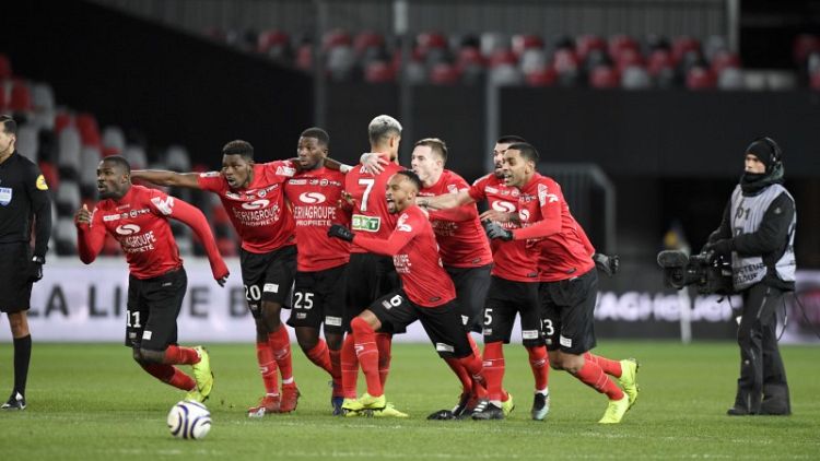 Guingamp beat 10-man Monaco to reach French League Cup final