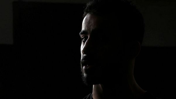 زوجة اللاعب البحريني العريبي تناشد رئيس وزراء تايلاند إطلاق سراحه زوجة اللاعب البحريني العريبي تناشد رئيس وزراء تايلاند إطلاق سراحه
