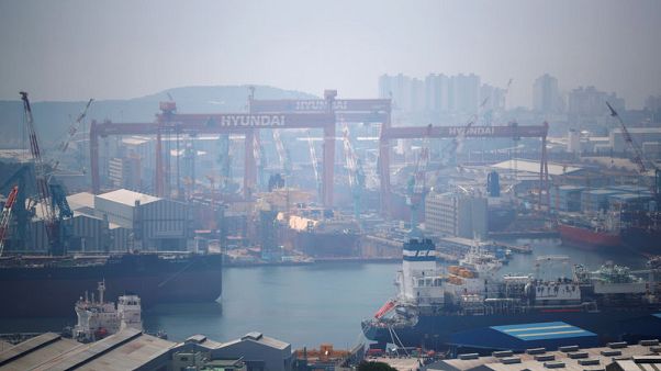 Hyundai Heavy held talks with Daewoo Shipbuilding to buy stake - official Hyundai Heavy held talks with Daewoo Shipbuilding to buy stake - official