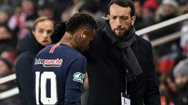 Paris SG: le retour de Neymar, blessé, attendu "dans un délai de dix semaines" (club) Paris SG: le retour de Neymar, blessé, attendu "dans un délai de dix semaines" (club)