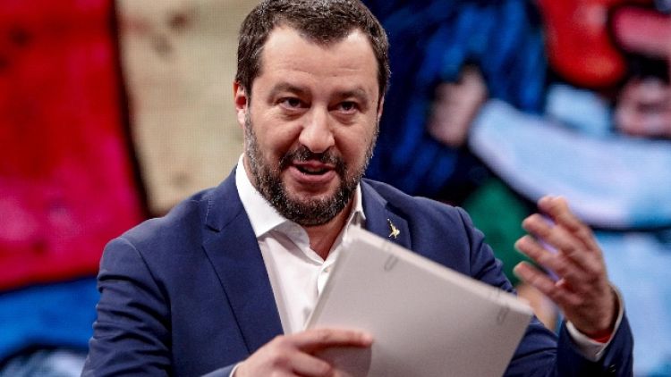 Salvini, scala Richter dei buu? Ridicola