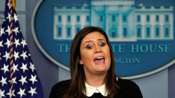 البيت الأبيض: ترامب يؤكد الدعم الأمريكي لفنزويلا في اتصال هاتفي مع جوايدو البيت الأبيض: ترامب يؤكد الدعم الأمريكي لفنزويلا في اتصال هاتفي مع جوايدو