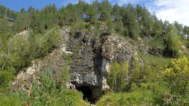 Siberian cave findings shed light on enigmatic extinct human species Siberian cave findings shed light on enigmatic extinct human species