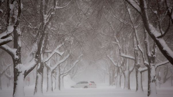 Colder than the South Pole - U.S. Midwest gripped by deep freeze Colder than the South Pole - U.S. Midwest gripped by deep freeze