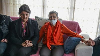 Turquie: libérée, une députée kurde veut continuer sa grève de la faim Turquie: libérée, une députée kurde veut continuer sa grève de la faim